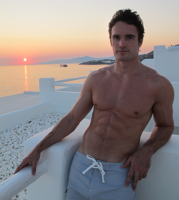 Thom Evans poses for girlfriend Kelly Brook in a Tumblr image
