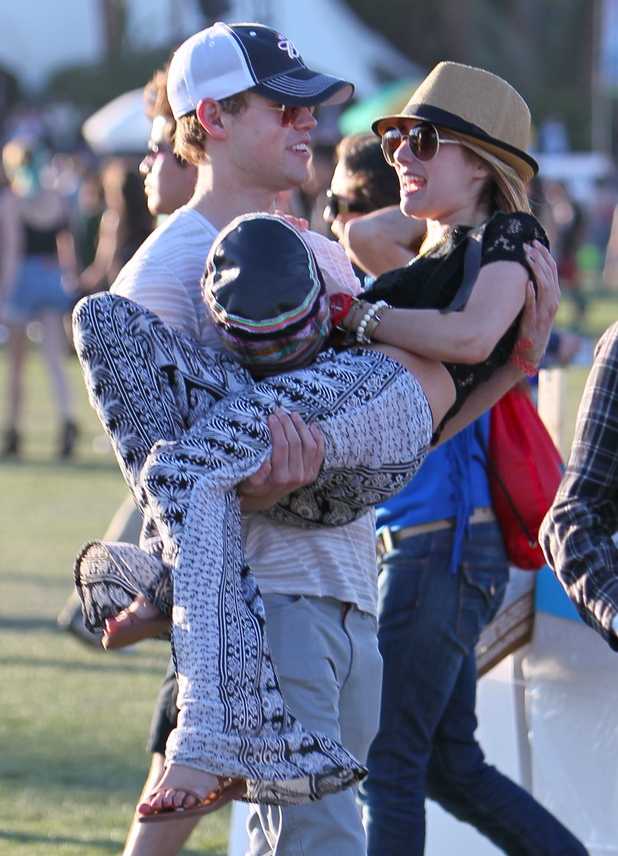 Chord Overstreet and Emma Roberts
