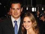 SARAH MICHELLE GELLAR PREGNANT WITH SECOND CHILD - REPORT
Actress SARAH MICHELLE GELLAR is pregnant with her second child, according to a U.S. report.
The Buffy the Vampire Slayer star and husband Freddie Prinze Jr are reportedly expanding their family.
A friend of the pair tells Us Weekly, "She and Freddie are thrilled. They're amazing parents."