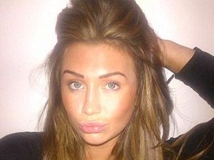 Lauren Goodger, twitter