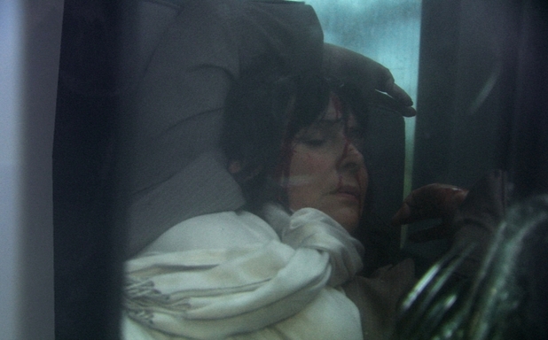 Julia Parsons (Diane Keen) in a car accident.