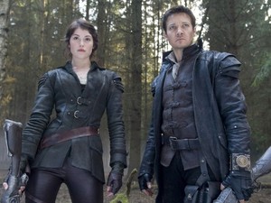 Gemma Arterton, Jeremy Renner, Hansel & Gretel Witch Hunters