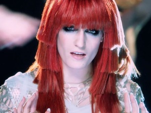Florence + the Machine 'Spectrum' music video.
