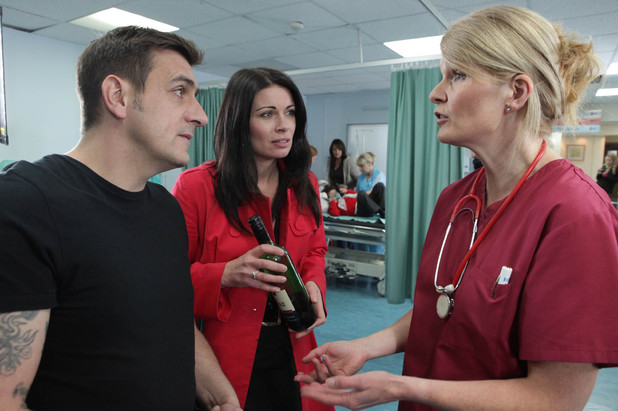Peter and Carla rush Simon to the hospital where they try to explain to the nurse what happened to him