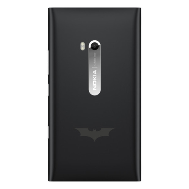 'Dark Knight Rises' Nokia Lumia 900