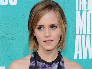 Emma Watson on the red carpet at the MTV Movie Awards 2012