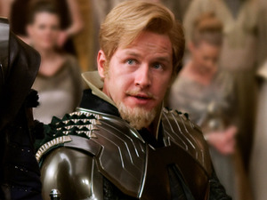 Tadanobu Asano as Hogun, Josh Dallas as Fandral, Ray Stevenson as Volstagg