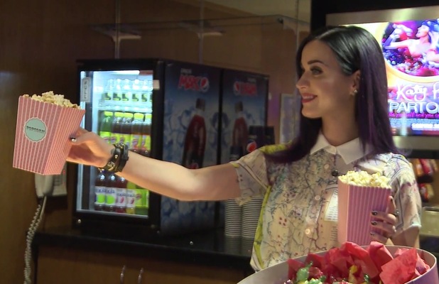Katy Perry hands out popcorn at 'Part Of Me 3D' screening.