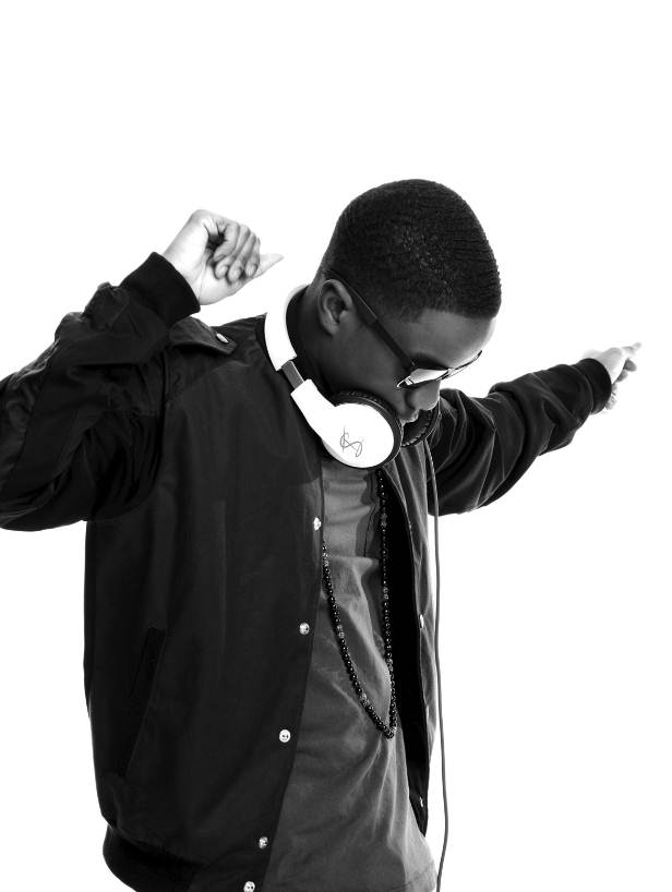 Tinchy Stryder Curry's headphones