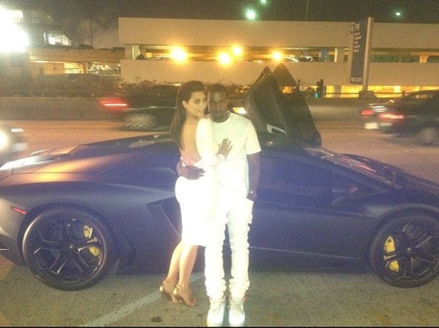 Kim Kardashian, Kanye West, twitter