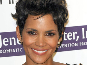 Halle Berry arriving at The 2012 Silver Rose Gala and Auction in Los Angeles, California on 14.04.12