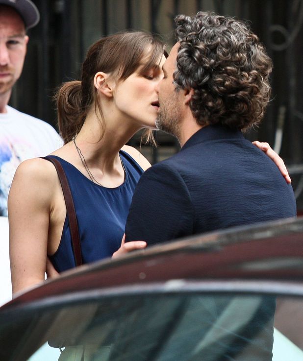 Keira Knightley and Mark Ruffalo 