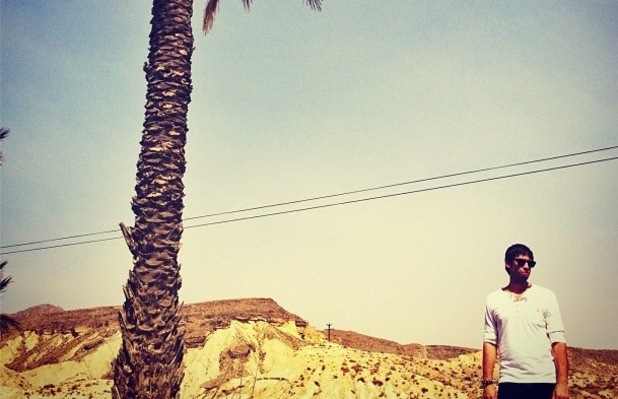 Example on set of 'Say Nothing' music video.