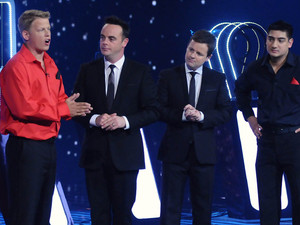 Red or Black Episode 1: Rick Smith Jr (Red) and Javier Jarquin (Black) with Ant and Dec