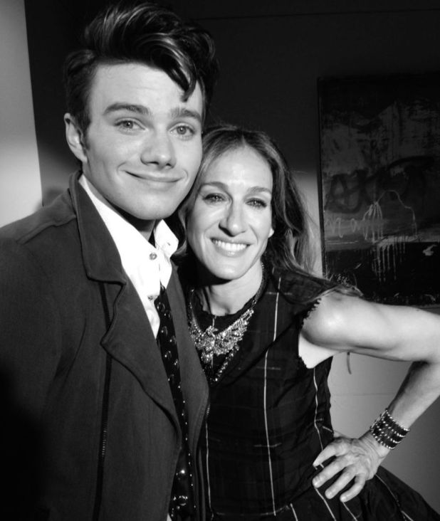 Chris Colfer and Sarah Jessica Parker on the Glee set