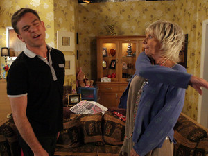 Coronation Street, Gloria slaps Karl, Wed 5 Sep