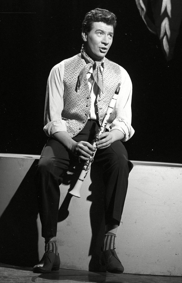 Max Bygraves 
