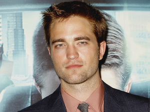 Twilight' star Robert Pattinson seen flirting with mystery woman