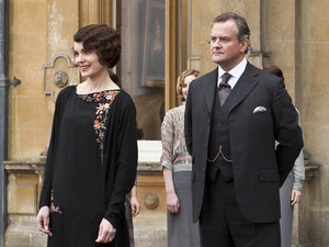 Elizabeth McGovern as Countess of Grantham, Cora, Hugh Bonneville as Earl of Grantham, Robert, Dan Stevens as Matthew, Penelope Wilson as Isobel, Allen Leech as Branson, Jim Carter as Mr Carson, Phylis Logan as Mrs Hughes in 'Downton Abbey' Season 3, Episode 1.