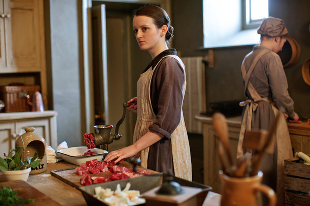 Downton Abbey S03E02: Sophie McShera as Daisy