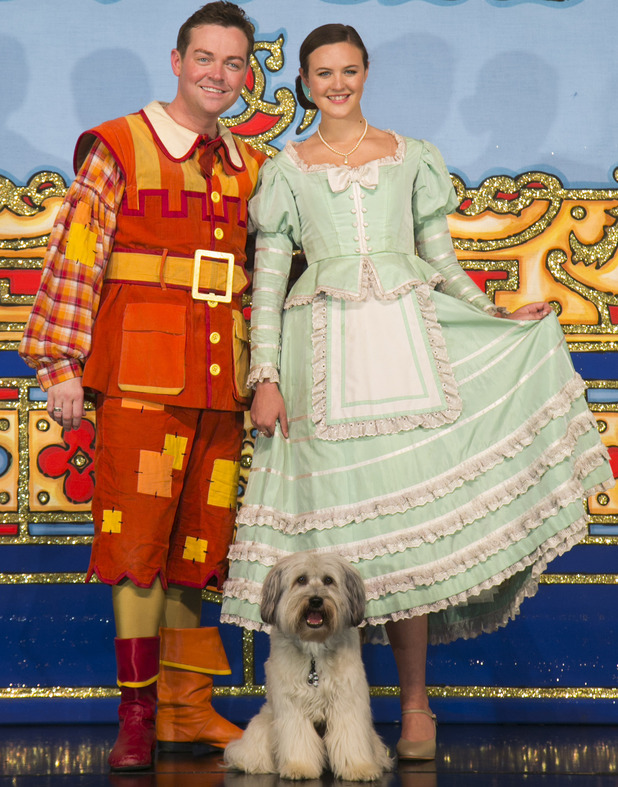 Ashleigh & Pudsey and Stephen Mulhern in 'Dick Whittington'.
