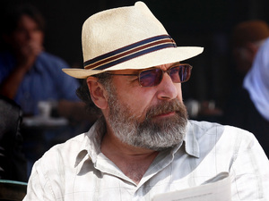 Homeland S02E01: Mandy Patinkin