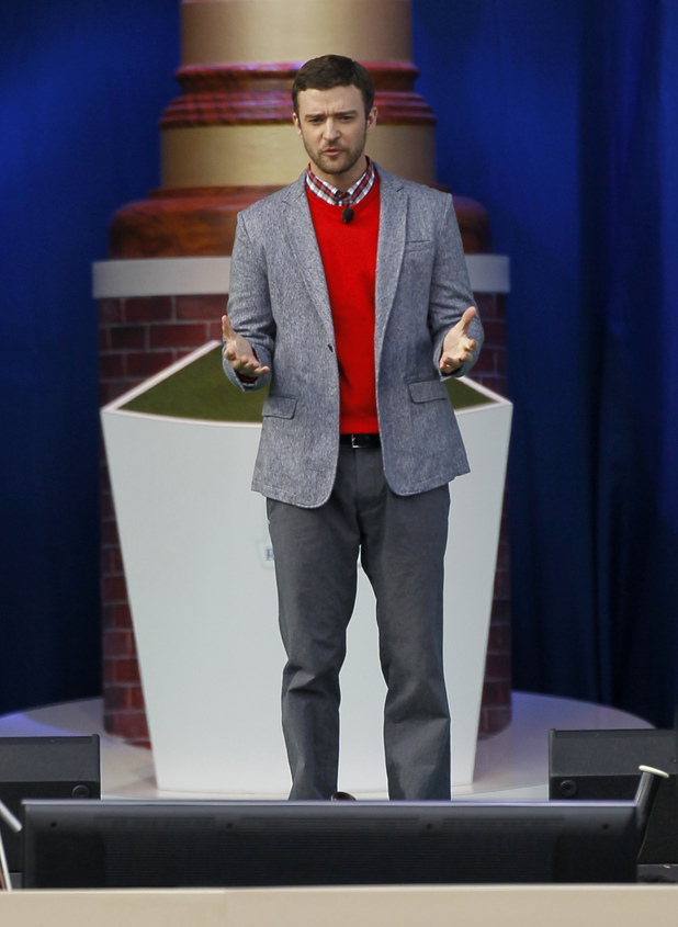 Justin Timberlake recites the poem 'Golf' at the Ryder Cup opening ceremony, September 26, 2012