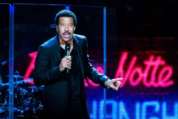 Lionel Richie in concert