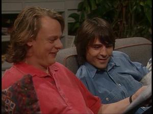 Men Behaving Badly: Wedding Mag. Pwoar!