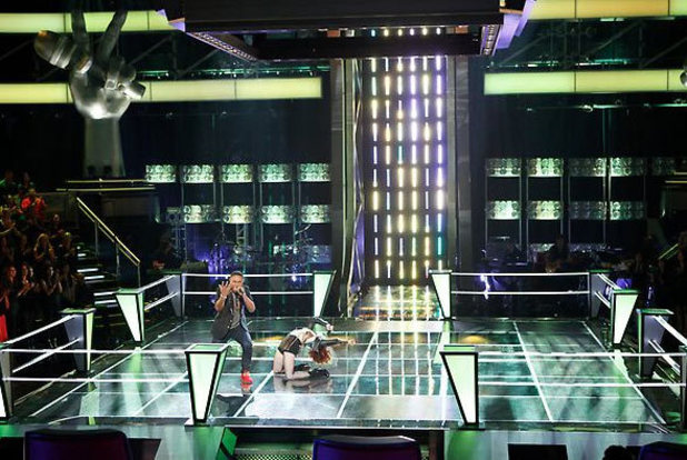 The Voice (USA) - final battle rounds: Avery Wilson and Chevonne