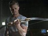 'Arrow' (Season 1, Episode 3) - "Lone Gunman"
Stephen Amell as Oliver Queen