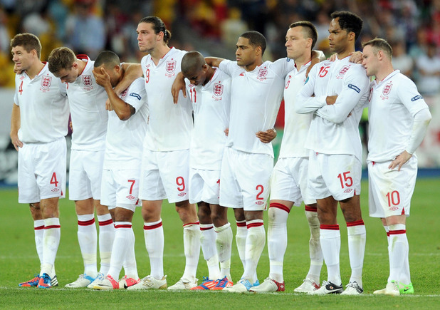 UEFA Euro 2012 - Quarter Final - England v Italy - Olympic Stadium
England players look on as Ashley Cole misses his penalty during the UEFA Euro 2012 Quarter Final match at the Olympic Stadium,