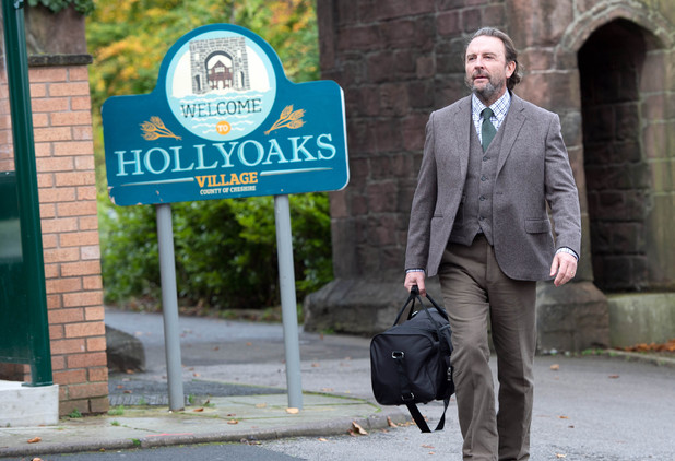 Hollyoaks: 3499: 2012-12-20