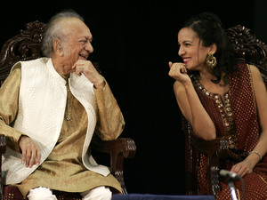 Ravi Shankar with daughter Anoushka Shankar, photographed in Kolkata (Calcutta) during 2009
