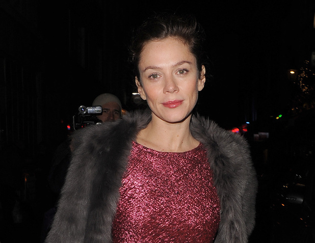 Anna Friel leaves the Vaudeville Theatre after performing in the play 'Uncle Vanya'
Featuring: Anna Friel
Where: London, United Kingdom
When: 12 Dec 2012