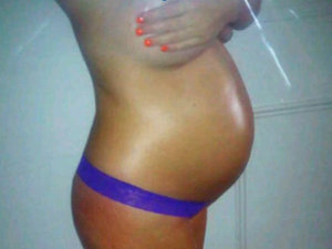 Imogen Thomas, pregnant, twitter