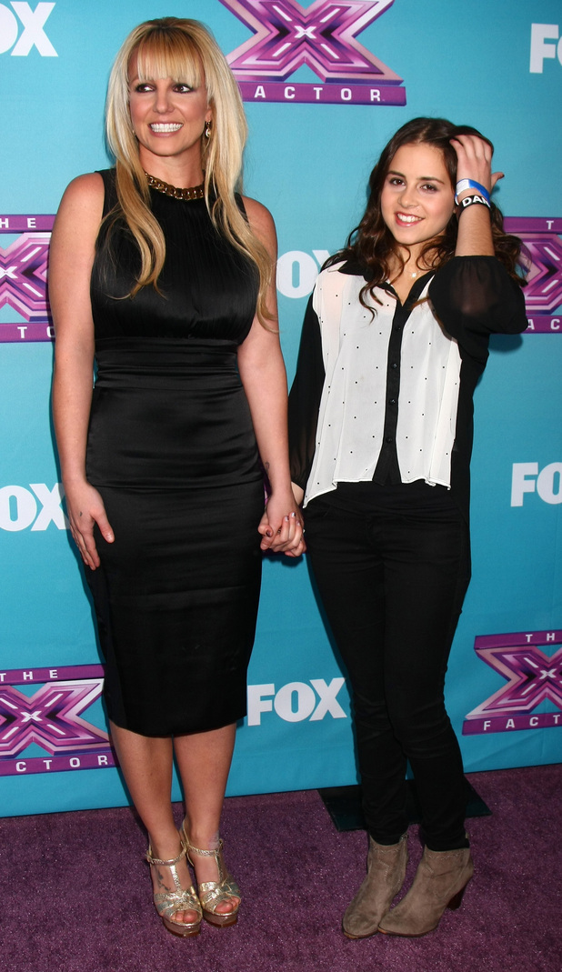 X Factor USA finals Press Confrence at held at CBS Studios
Featuring: Britney Spears, Carly Rose Sonenclar
Where: Los Angeles, California, United States
When: 17 Dec 2012