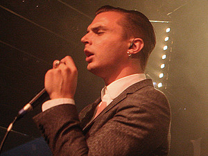 Hurts performing live at Desmet Studios