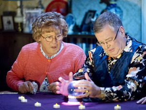 Mrs Brown's Boys - series 3 episode 4: Agnes Brown (Brendan O'Carroll) consults a psychic (Joe Duffy)