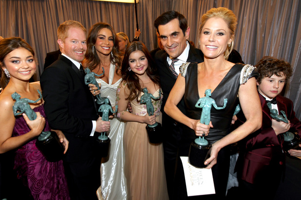 The cast of 'Modern Family' backstage at the SAG Awards 2013