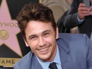  Hollywood Walk Fame on James Franco Poses With His New Star At The Hollywood Walk Of Fame