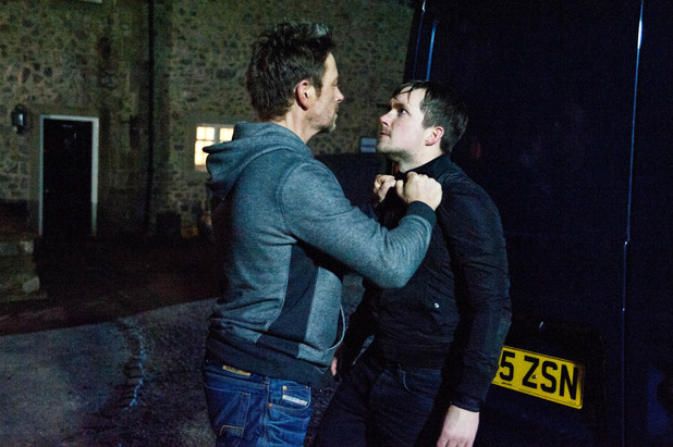 Cameron confronts Robbie