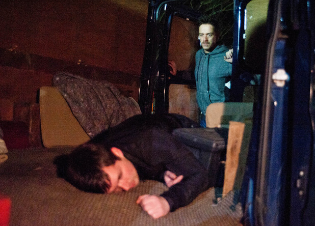 Cameron bundles Robbie into his van