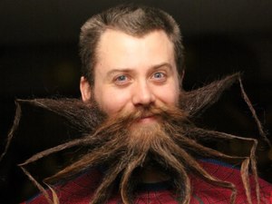 Chad Roberts's spider beard