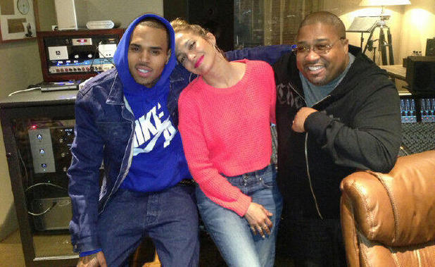 Jennifer Lopez & Chris Brown together in the studio