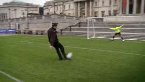David Seaman and Jeff Stelling penalty shoot-out