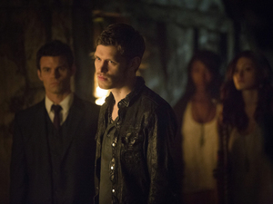 Daniel Gillies as Elijah, Joseph Morgan as Klaus and Phoebe Tonkin as Hayley in 'The Originals'