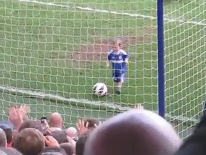 Josh Turnbull scores