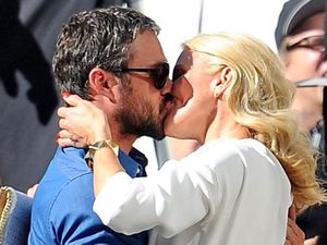 Cameron Diaz, Taylor Kinney, kisses, 'The Other Woman' on set filming, New York