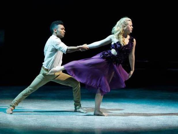Eliminated contestant Carlos Garland and contestant Mariah Spears perform a Contemporary routine to "Dead in the Water"